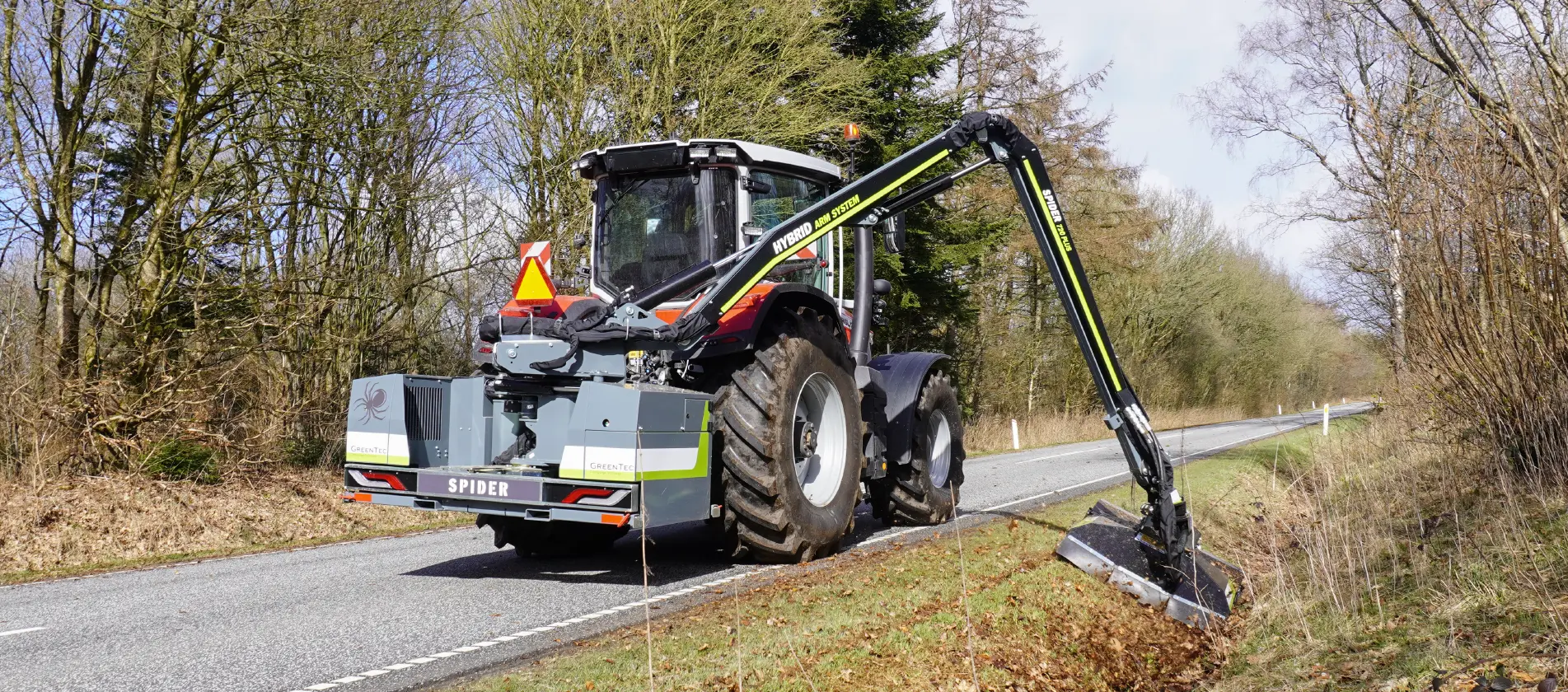 Municipal maintenance of verges and ditches near the road