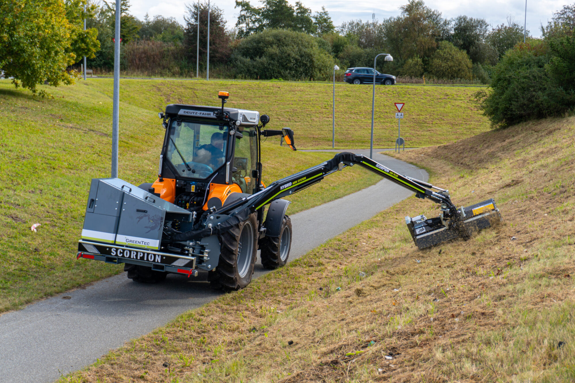 Scorpion 490 PLUS mowing grass flail mower